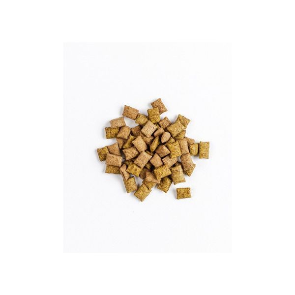 Хрумкі ласощі Savory Cats Snacks Pillows Gourmand with Chicken and Cheese для дорослих вибагливих котів подушечки з куркою та сиром 31461 фото